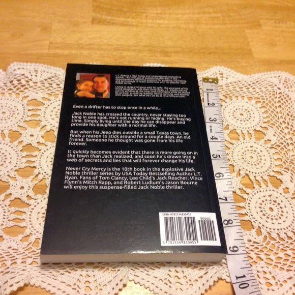 Thriller, L. T. Ryan Never Cry Mercy, Book 10 - Picture 2 of 5